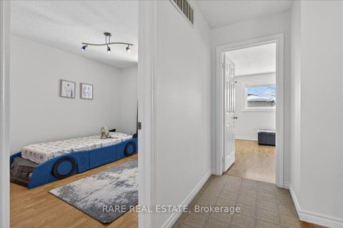 Photo 32 at 28 Hawkins Drive, Ardagh, Barrie