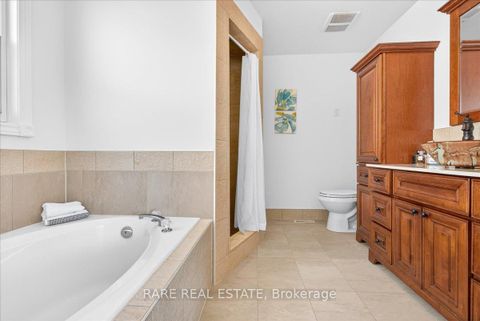 Photo 35 at 28 Hawkins Drive, Ardagh, Barrie