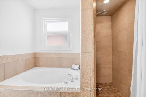 Photo 37 at 28 Hawkins Drive, Ardagh, Barrie