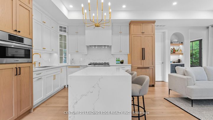 Photo 7 at 197 Glen Oak Drive, WO West, Oakville