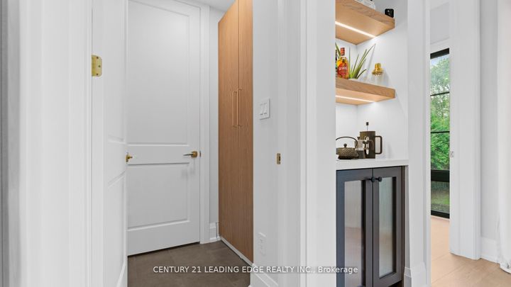 Photo 16 at 197 Glen Oak Drive, WO West, Oakville