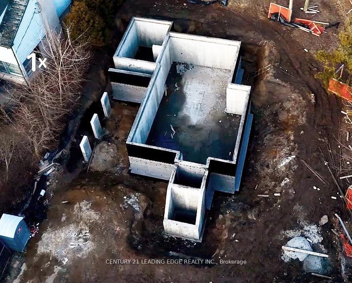 Photo 40 at 197 Glen Oak Drive, WO West, Oakville