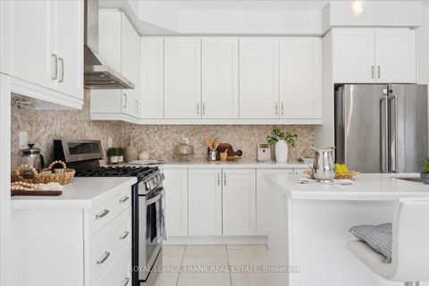 Photo 12 at 193 Kenneth Cole Drive, Bowmanville, Clarington