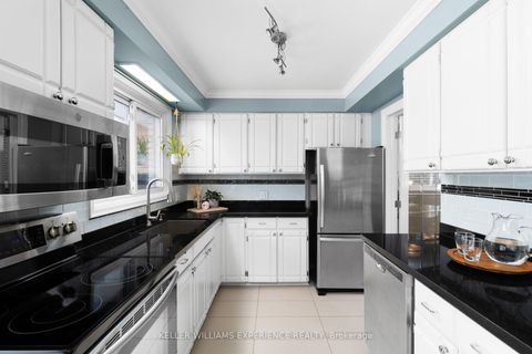 Photo 3 at 27 Ottaway Avenue, Wellington, Barrie