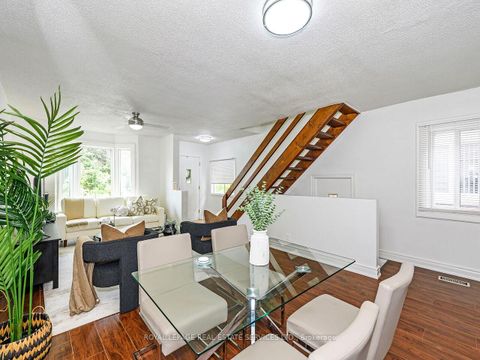 Photo 7 at 135 Bernice Crescent, Smythe, Toronto