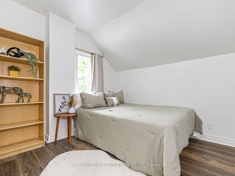 Photo 20 at 135 Bernice Crescent, Smythe, Toronto