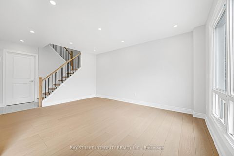 Photo 10 at 41 Elsa Vine Way, Bayview Village, Toronto