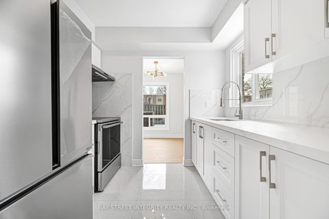 Photo 17 at 41 Elsa Vine Way, Bayview Village, Toronto