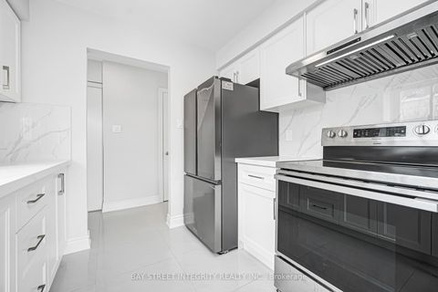 Photo 19 at 41 Elsa Vine Way, Bayview Village, Toronto