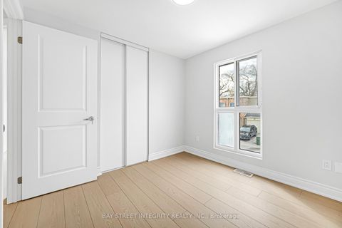 Photo 31 at 41 Elsa Vine Way, Bayview Village, Toronto