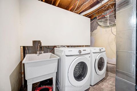 Photo 45 at 41 Elsa Vine Way, Bayview Village, Toronto