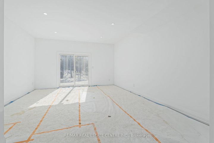 Photo 12 at 19 James Street, Georgetown, Halton Hills