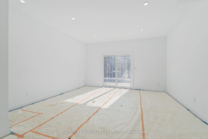 Photo 13 at 19 James Street, Georgetown, Halton Hills