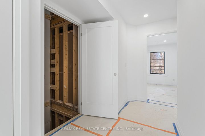 Photo 26 at 19 James Street, Georgetown, Halton Hills