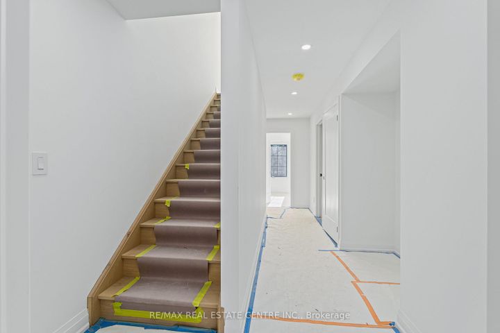 Photo 27 at 19 James Street, Georgetown, Halton Hills