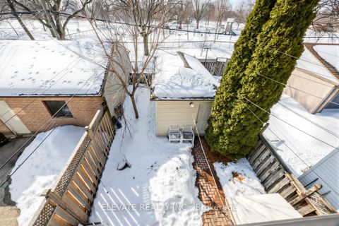 Photo 15 at 1262 Lansdowne Avenue, Davenport, Toronto