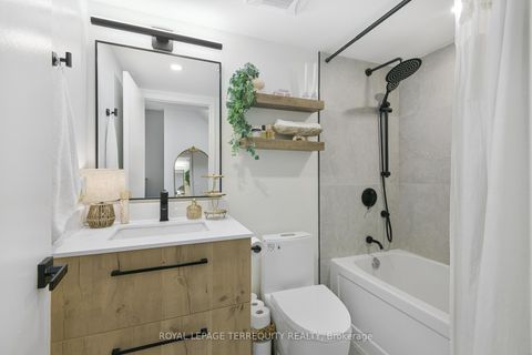 Photo 18 at 759 - 5 Everson Drive, Willowdale East, Toronto
