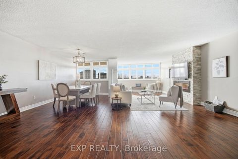 Photo 2 at 607 - 3131 Bridletowne Circle, L'Amoreaux, Toronto