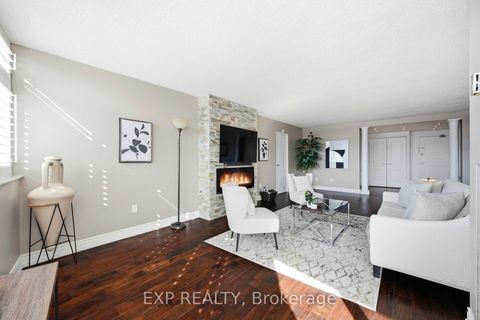 Photo 5 at 607 - 3131 Bridletowne Circle, L'Amoreaux, Toronto