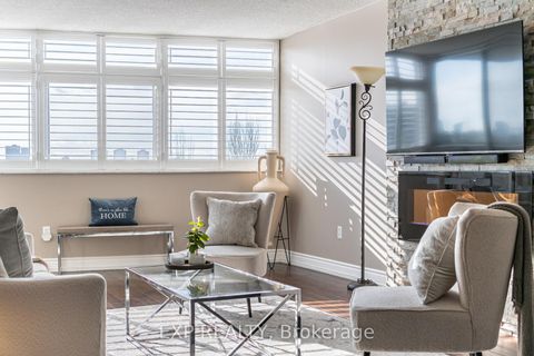 Photo 6 at 607 - 3131 Bridletowne Circle, L'Amoreaux, Toronto