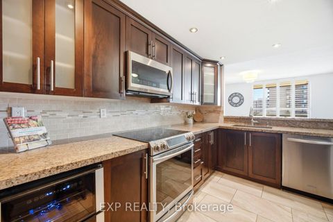 Photo 13 at 607 - 3131 Bridletowne Circle, L'Amoreaux, Toronto