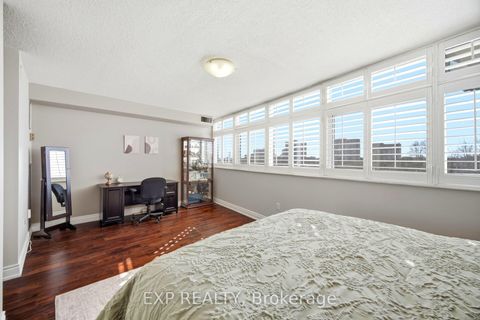 Photo 22 at 607 - 3131 Bridletowne Circle, L'Amoreaux, Toronto