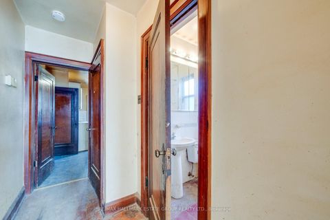 Photo 12 at 85 Kings Park Boulevard, East York, Toronto