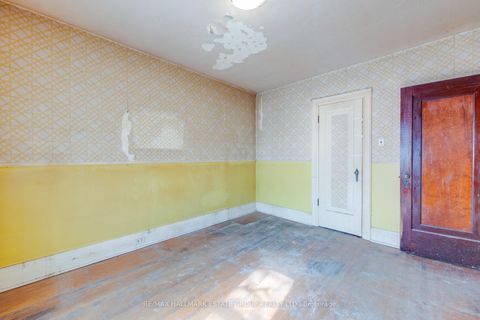 Photo 23 at 85 Kings Park Boulevard, East York, Toronto