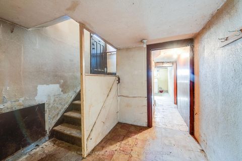 Photo 24 at 85 Kings Park Boulevard, East York, Toronto