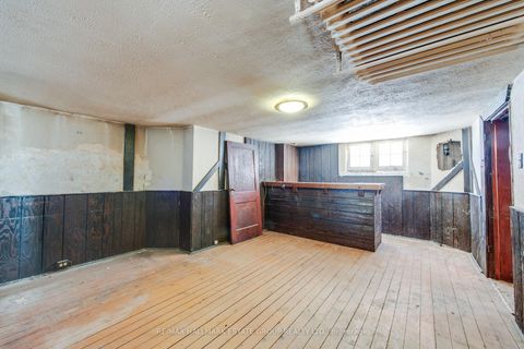 Photo 31 at 85 Kings Park Boulevard, East York, Toronto