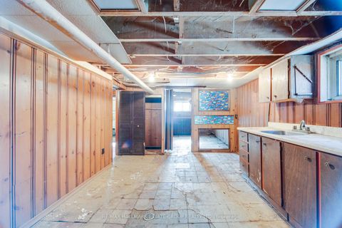 Photo 33 at 85 Kings Park Boulevard, East York, Toronto