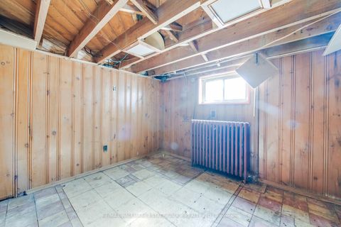 Photo 36 at 85 Kings Park Boulevard, East York, Toronto