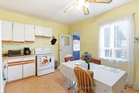 Photo 15 at 747 Gladstone Avenue, Junction, Toronto