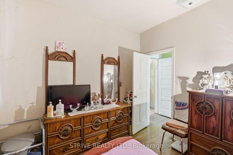 Photo 20 at 747 Gladstone Avenue, Junction, Toronto