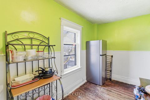 Photo 23 at 747 Gladstone Avenue, Junction, Toronto