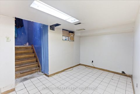 Photo 26 at 747 Gladstone Avenue, Junction, Toronto