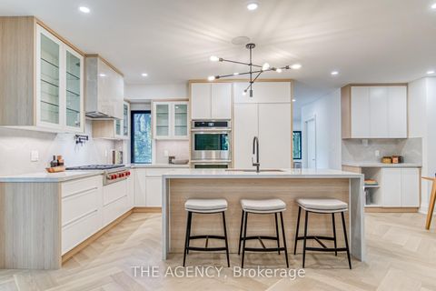 Photo 8 at 16 Duncannon Drive, Forest Hill South, Toronto