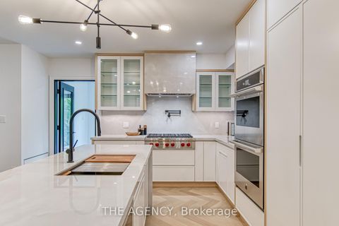 Photo 9 at 16 Duncannon Drive, Forest Hill South, Toronto