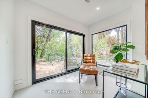 Photo 11 at 16 Duncannon Drive, Forest Hill South, Toronto