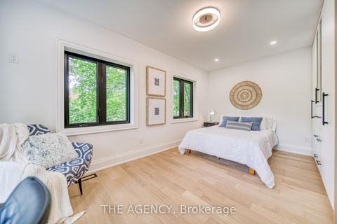 Photo 24 at 16 Duncannon Drive, Forest Hill South, Toronto