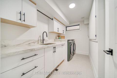 Photo 30 at 16 Duncannon Drive, Forest Hill South, Toronto