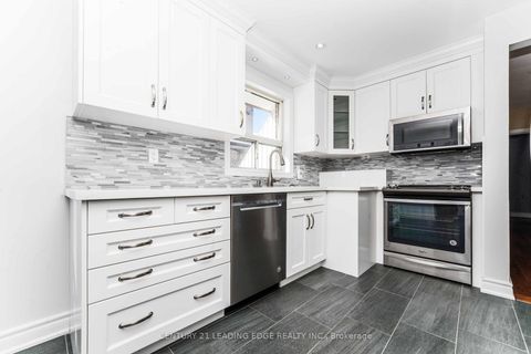 Photo 5 at 206 Cass Avenue, Sullivan, Toronto