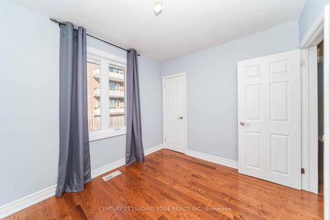 Photo 14 at 206 Cass Avenue, Sullivan, Toronto