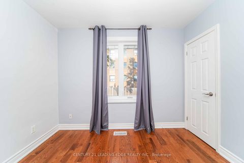 Photo 15 at 206 Cass Avenue, Sullivan, Toronto