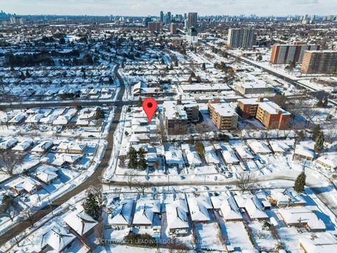 Photo 38 at 206 Cass Avenue, Sullivan, Toronto