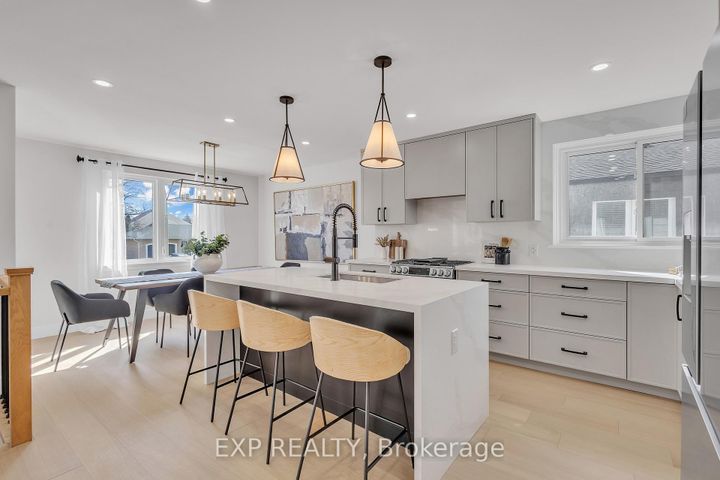 Photo 6 at 4185 Sutherland Crescent, Shoreacres, Burlington