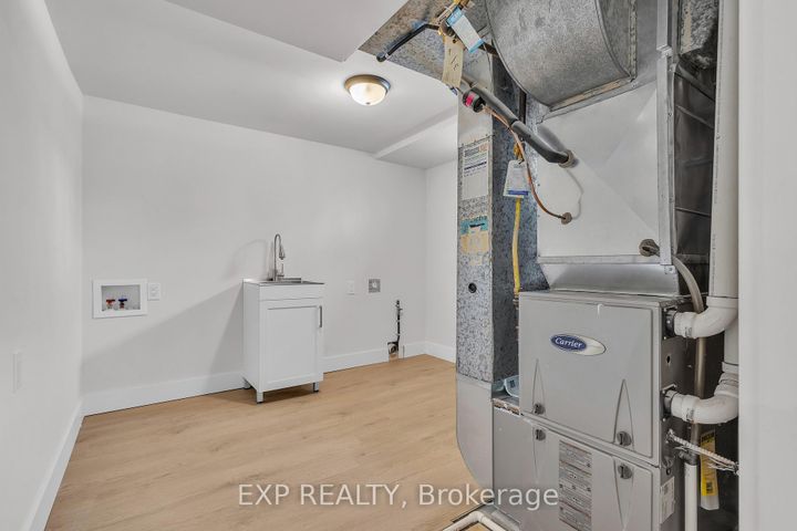 Photo 31 at 4185 Sutherland Crescent, Shoreacres, Burlington