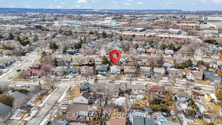 Photo 39 at 4185 Sutherland Crescent, Shoreacres, Burlington