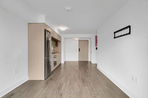 Photo 11 at 1720 - 585 Bloor Street E, North St. James Town, Toronto