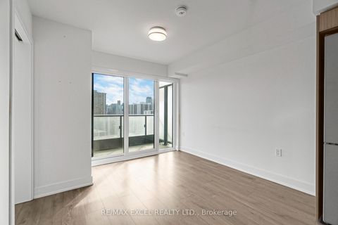 Photo 13 at 1720 - 585 Bloor Street E, North St. James Town, Toronto